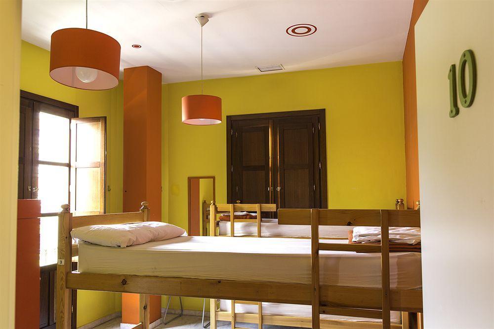 New Samay Hostel *